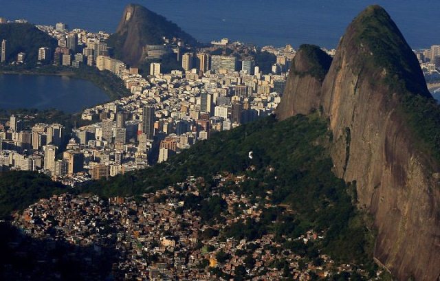 2.Favela-RJ.jpg